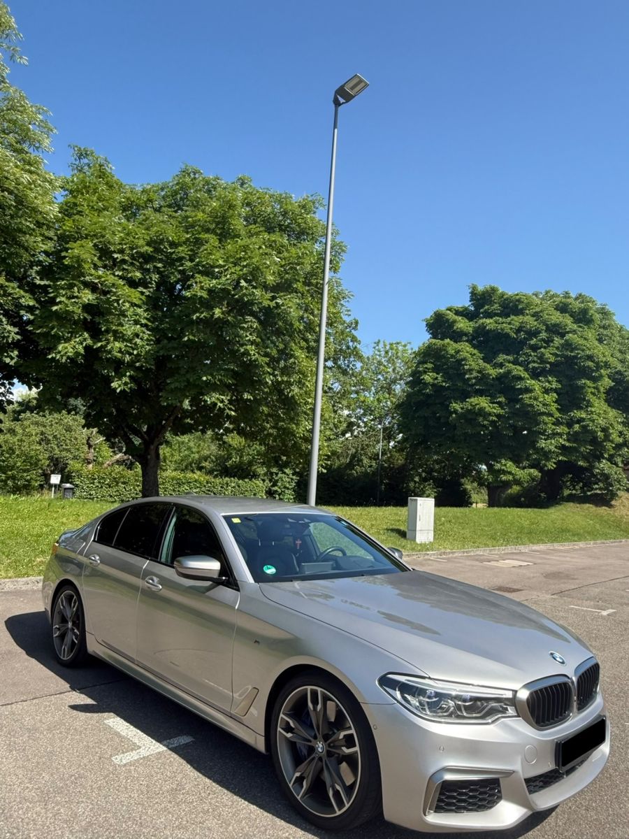 BMW M550d xDrive A -
