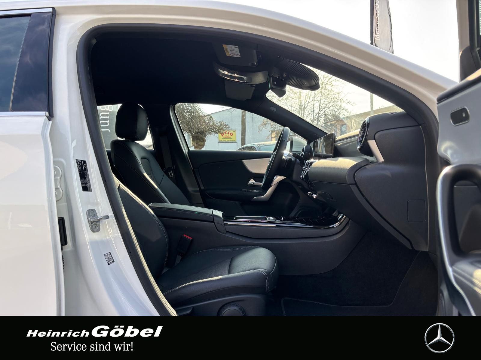 Fahrzeugabbildung Mercedes-Benz A 180 PROG-ADV. WP LED KAMERA SH SHA SP GLA