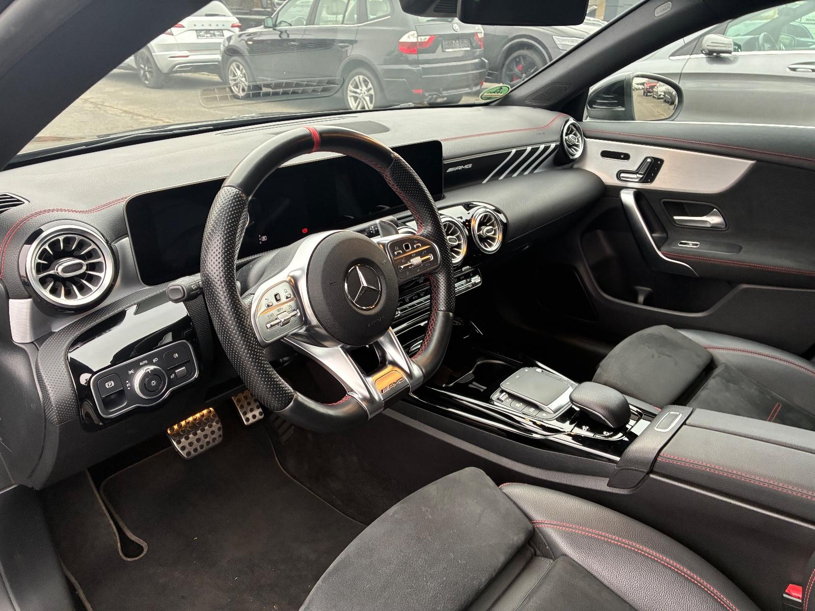 Mercedes-Benz CLA 35 AMG Shooting Brake 4Matic Multibeam Pano