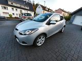 Mazda 2 Lim. 1.4 CD Independence Sport - Mazda 2 mit Diesel-Antrieb: mit Klimaautomatik