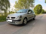 Renault Clio 1.6 16V Auto. - gebrauchte Renault Clio aus dem Jahr 2002