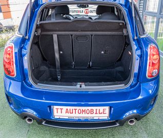 Fahrzeugabbildung MINI Cooper S Countryman|PANO|CHILI