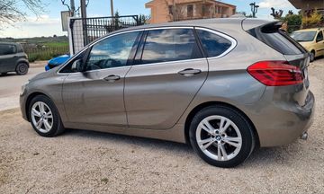 BMW 220 Active Tourer - 9