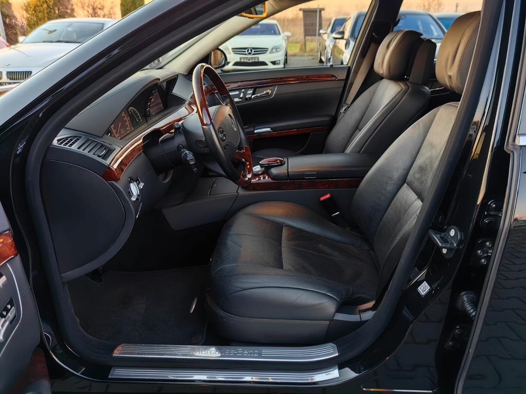 Mercedes-Benz S 600