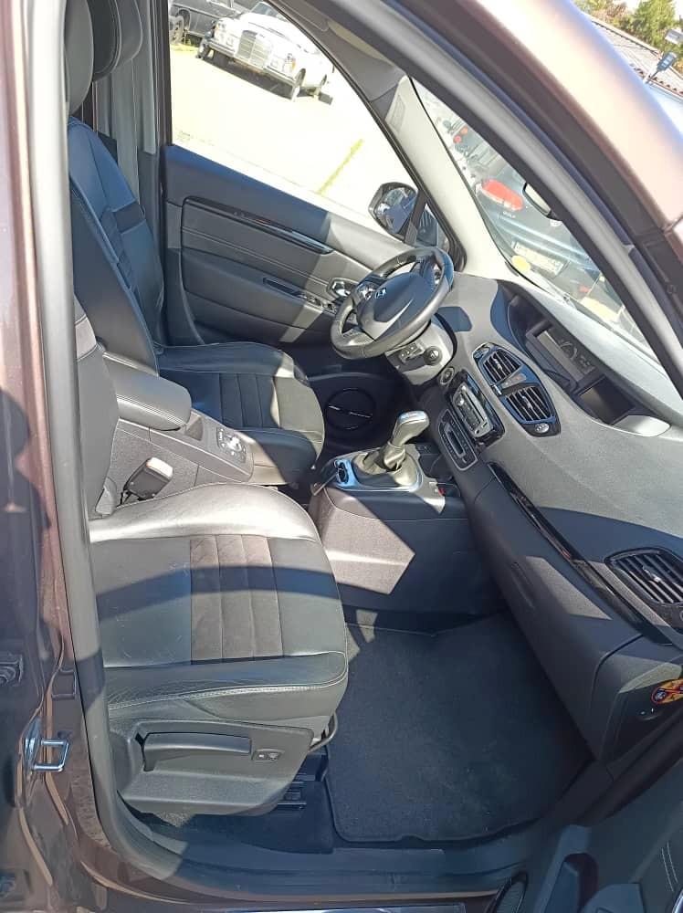 Renault Scénic III - 2.0 liters