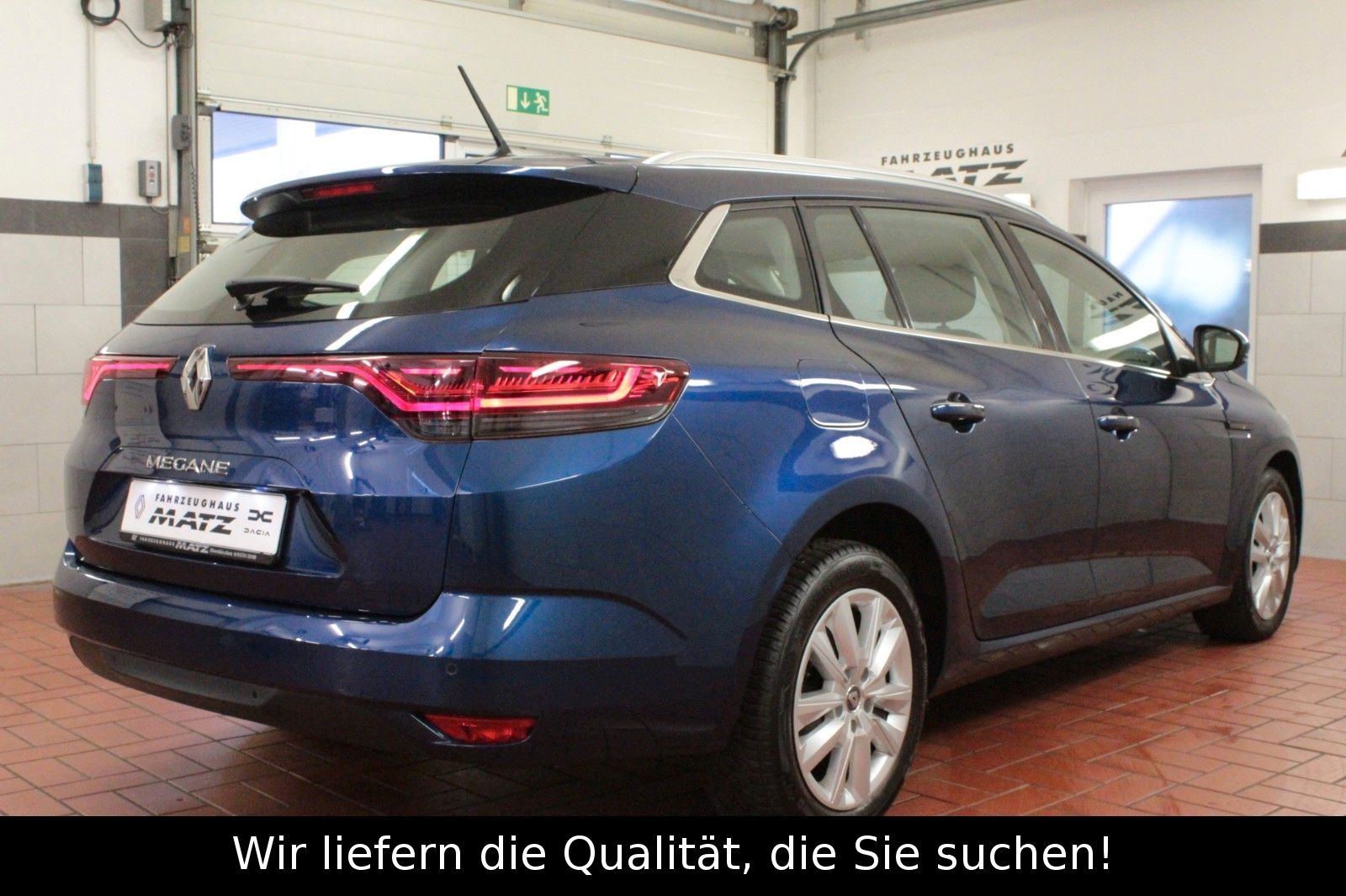 Fahrzeugabbildung Renault Megane TCe 140 EDC Zen Grdt.*R-Link*Sitzhzg*