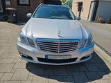 Mercedes-Benz E 350 T CGI Blue Efficiency - Mercedes-Benz 350: Leder, mit Navigationssystem