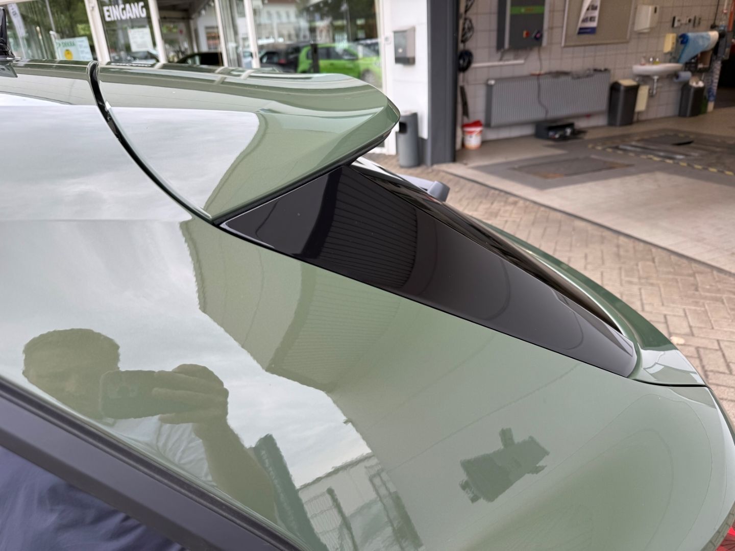 Fahrzeugabbildung Audi A3 TFSI Sportback S-Line Sport Pano Digi LED ACC