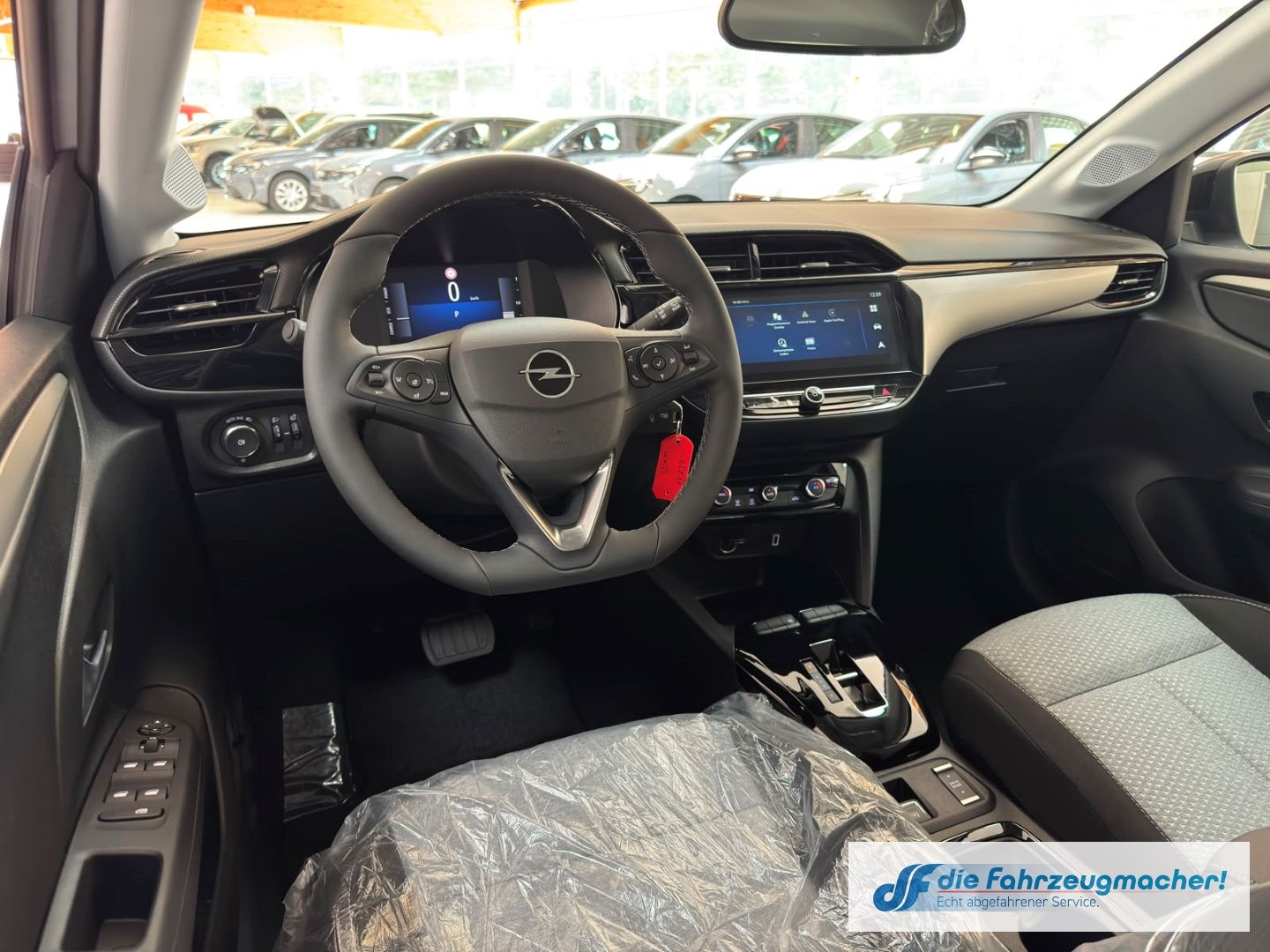 Fahrzeugabbildung Opel Corsa-e F e Edition Digitales Cockpit LED Apple