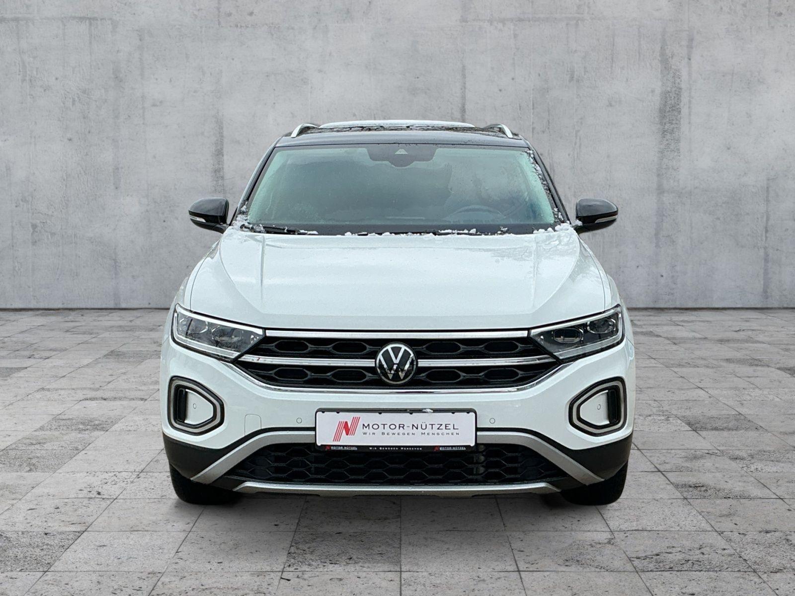 Volkswagen T-Roc 1.5 TSI STYLE 5JG+LEDplus+NAVI+AHK+ACC+SHZ