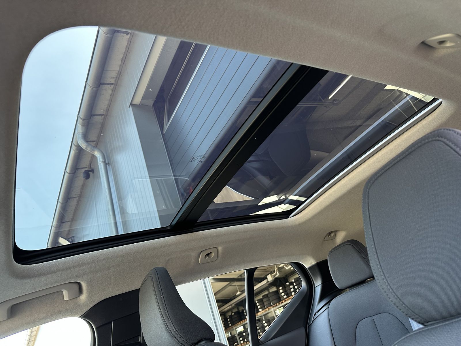 Fahrzeugabbildung Volvo XC40 T4 Recharge DKG Inscription NAV+LED+PANO+VC