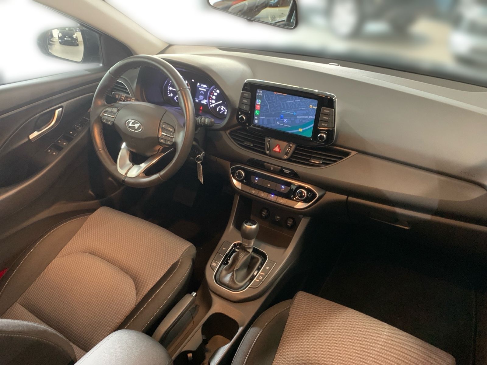 Fahrzeugabbildung Hyundai i30 1.0 T-GDI 7-DCT Select Mild-Hybrid Allwetter