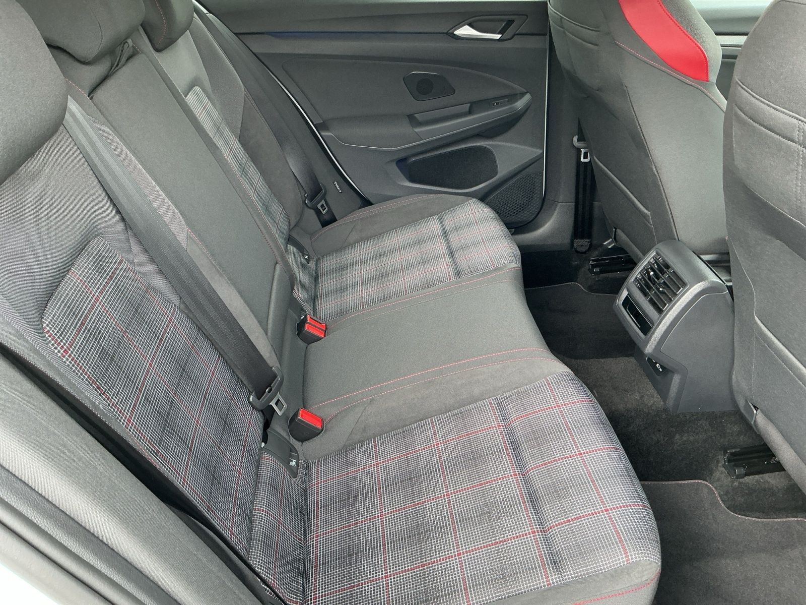 Volkswagen Golf - Bild 16