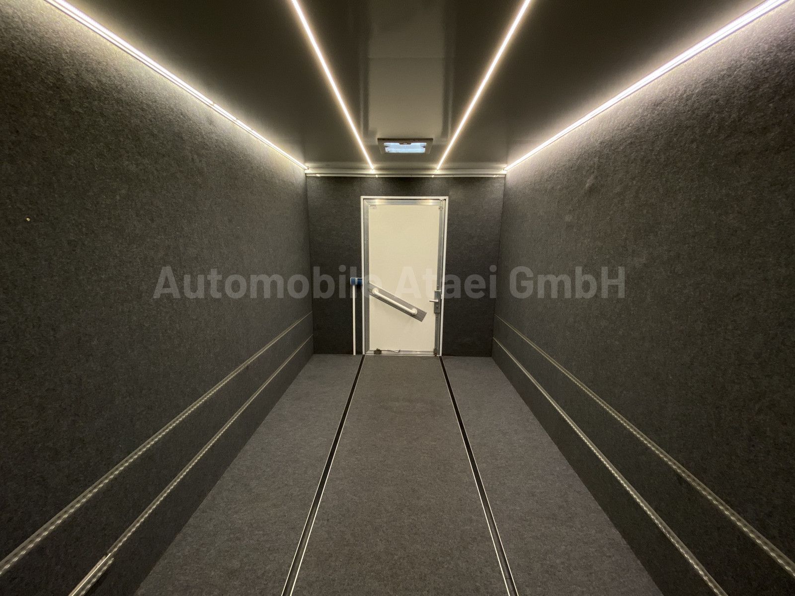 Fahrzeugabbildung Mercedes-Benz Sprinter 319 V6 *MAXI* KAMERA+DISTRONIC (1132)