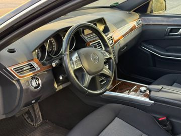 Mercedes E 250 - 6