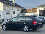 Skoda Octavia Combi Ambition 1.5*AHK*GARANTIE*8-FACH* - Skoda Octavia: Allradantrieb, 1.8