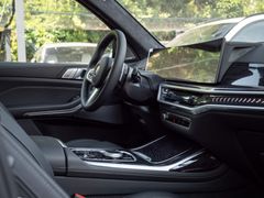 BMW X7 – 27 / 33