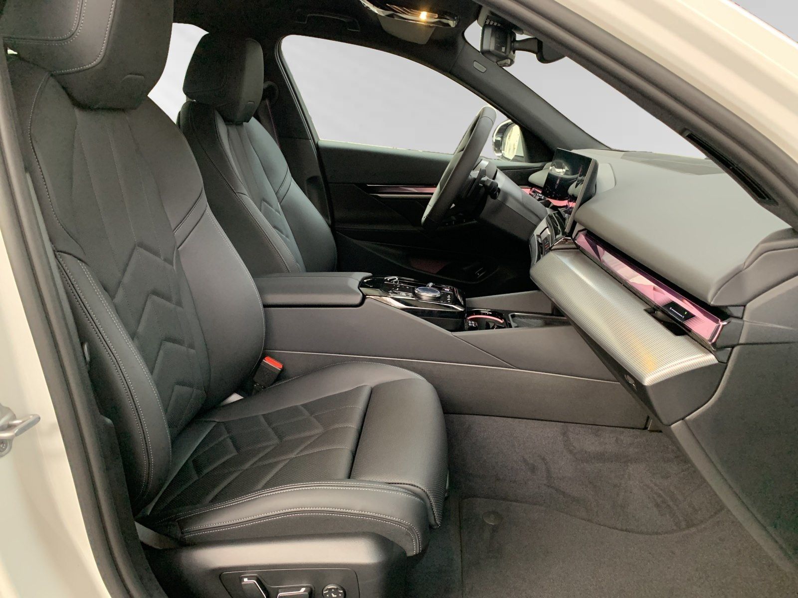 BMW 520d Touring M Sport Pro AHK Autobahnassistent foto 8