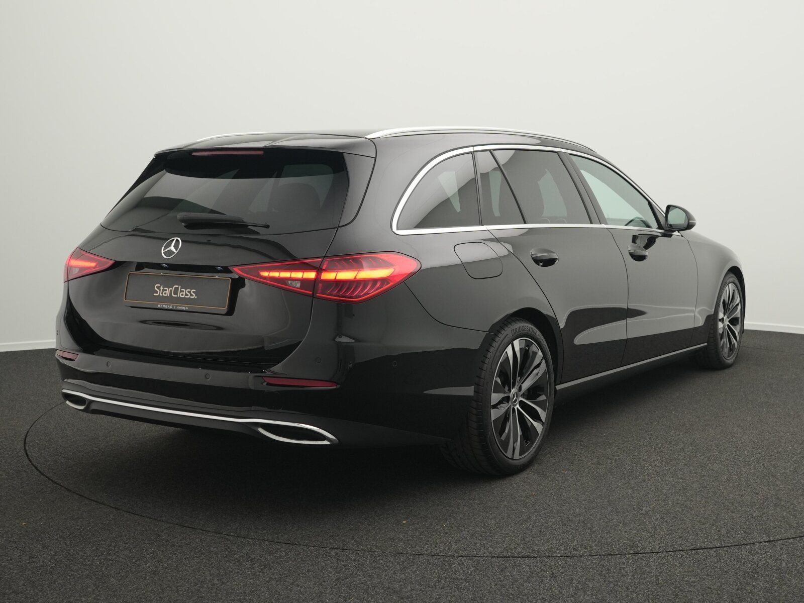 Mercedes-Benz C 200 d T Avantgarde LED+Pano+MBUX imagem 3