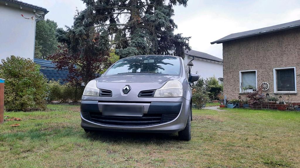 Renault Schöner Kleinwagen mit  wenig Kilometer