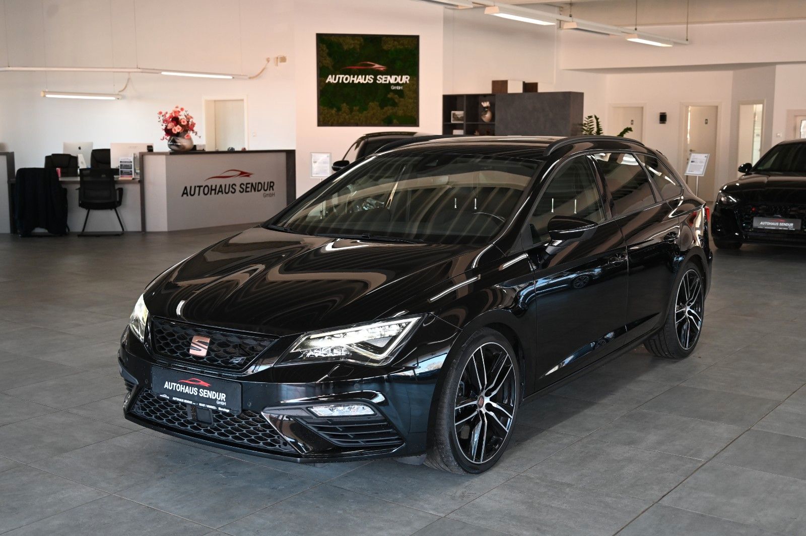 Leon ST Cupra 300 4Drive /CUPRA/TOP/LED