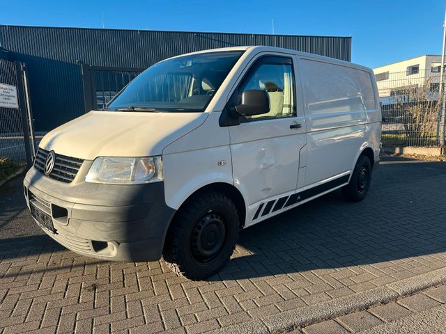 Volkswagen T5 Transporter Wohnmobil Umbau