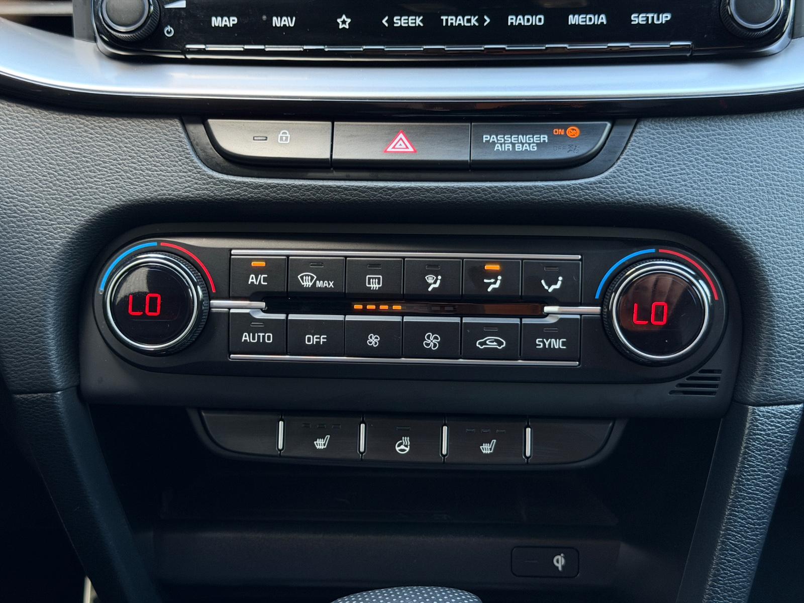 Kia Ceed GT/Automatik/LED/JBL/AHK/Alcantara/47700km