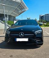 Mercedes-Benz A 180 AMG Line | Night Paket | LED | Kamera - Mercedes-Benz mit Benzin-Antrieb: Limousine, 180 AMG Paket