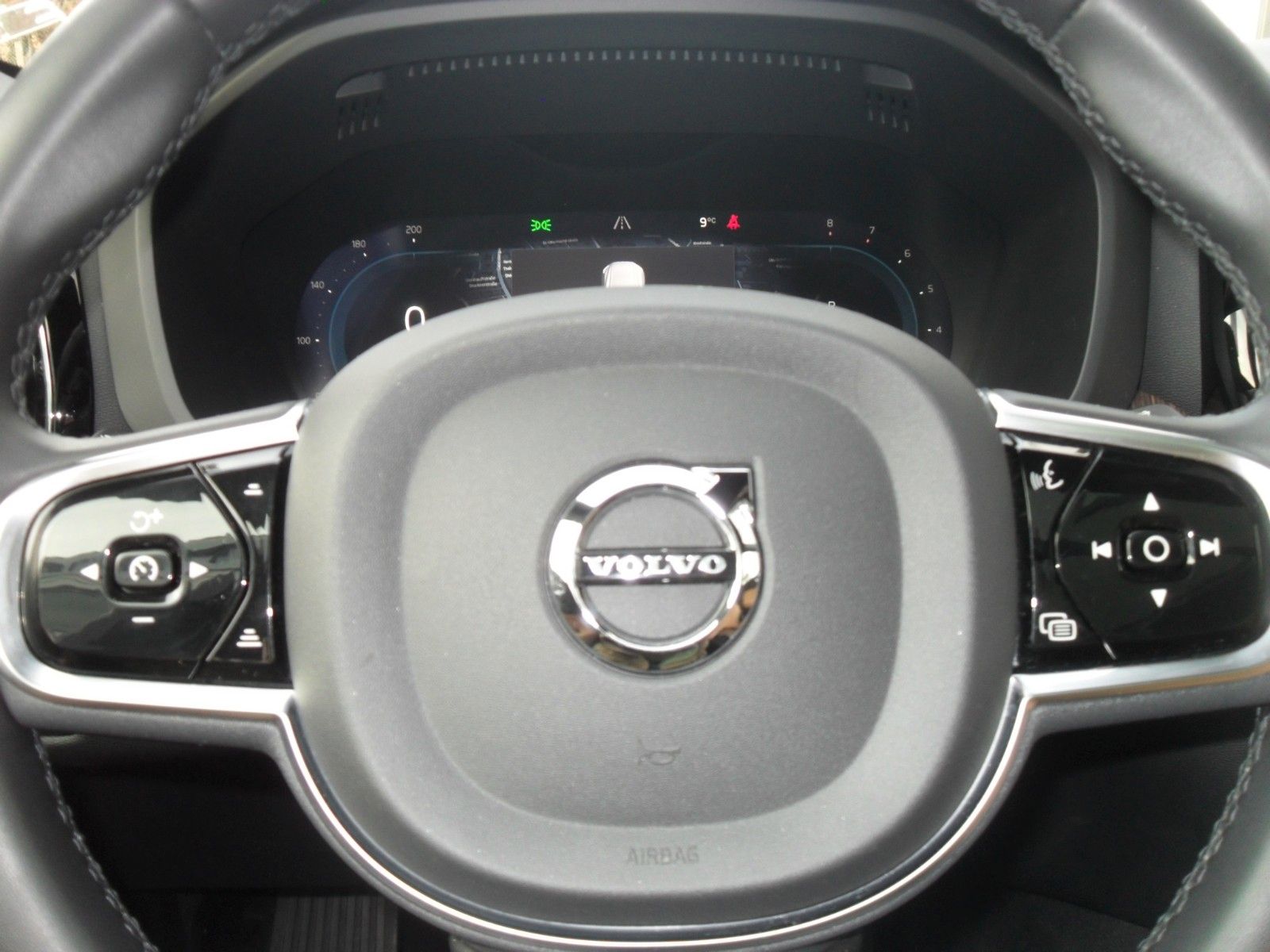 Fahrzeugabbildung Volvo XC 60 B4 Plus Bright | Sitzbelüftung | Panora.