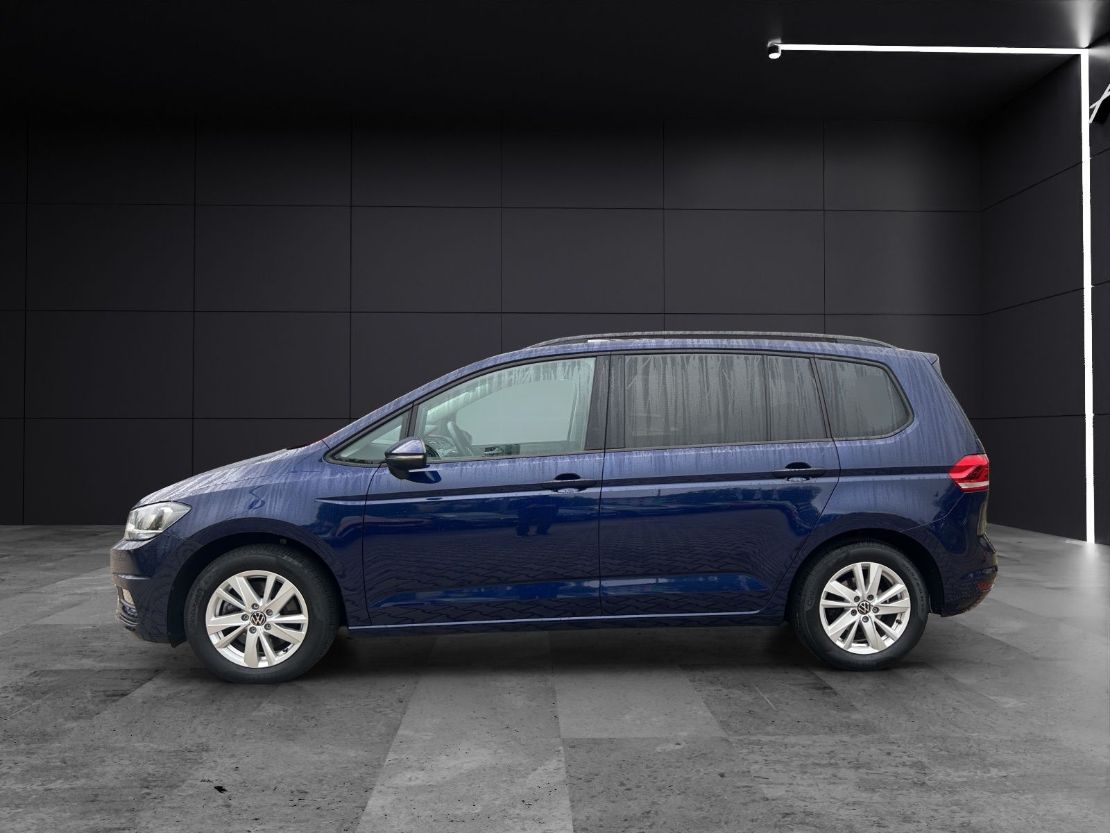 Fahrzeugabbildung Volkswagen Touran TDI Comfortline Navi PDC SH LM