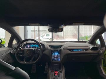 صورة مصغرة 11 لـ 2025 Lamborghini TEMERARIO