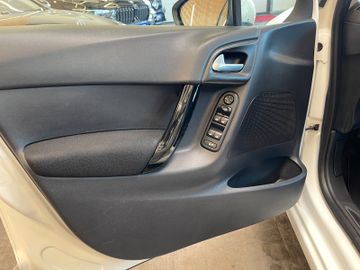 Citroën C3 Exclusive *1.HAND*AHK*ALCANTARA*KLIMA*TEMPOMA