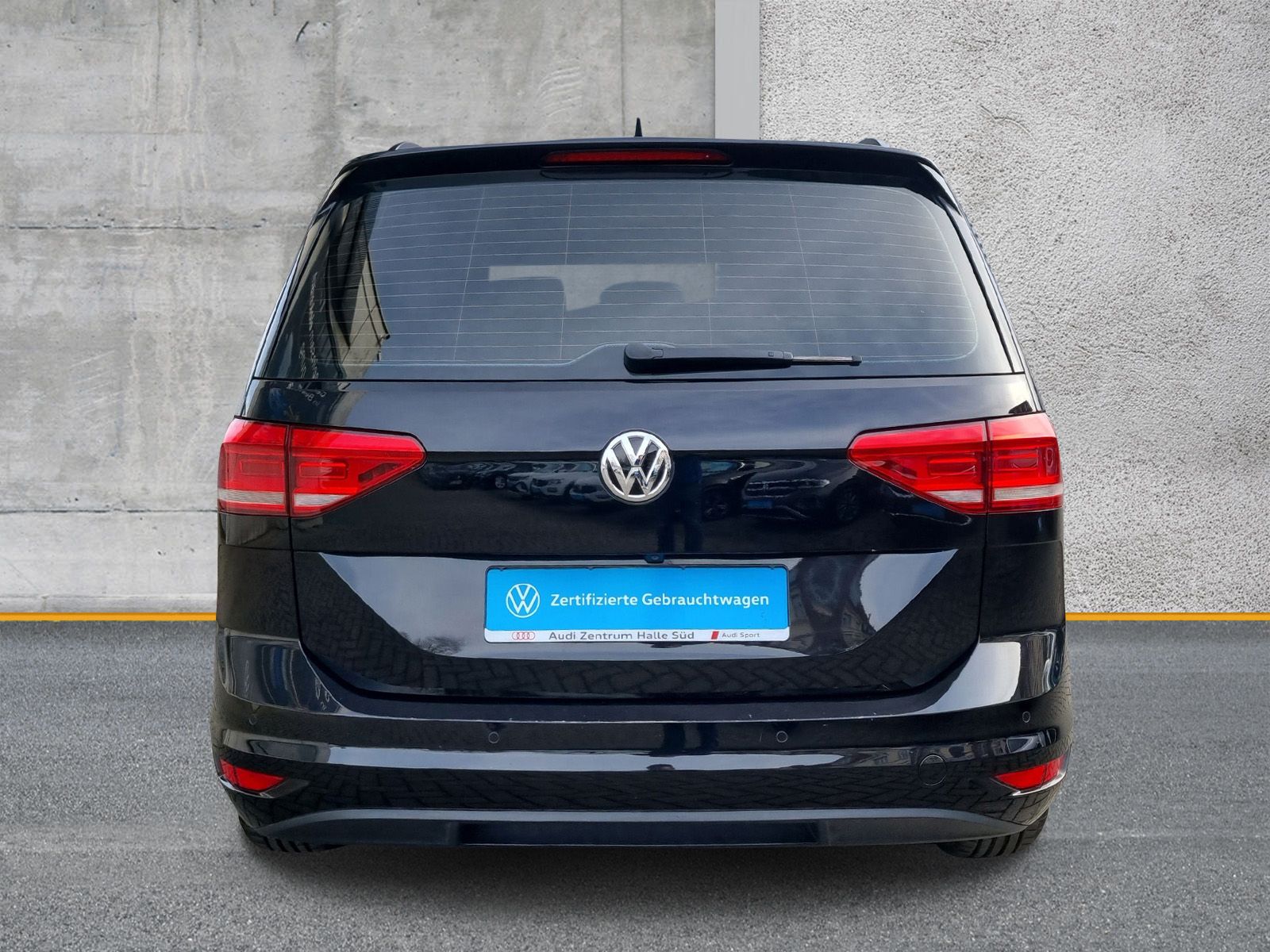 Fahrzeugabbildung Volkswagen Touran 2.0 TDI DSG Comfortline NAVI KAMERA eKLAP