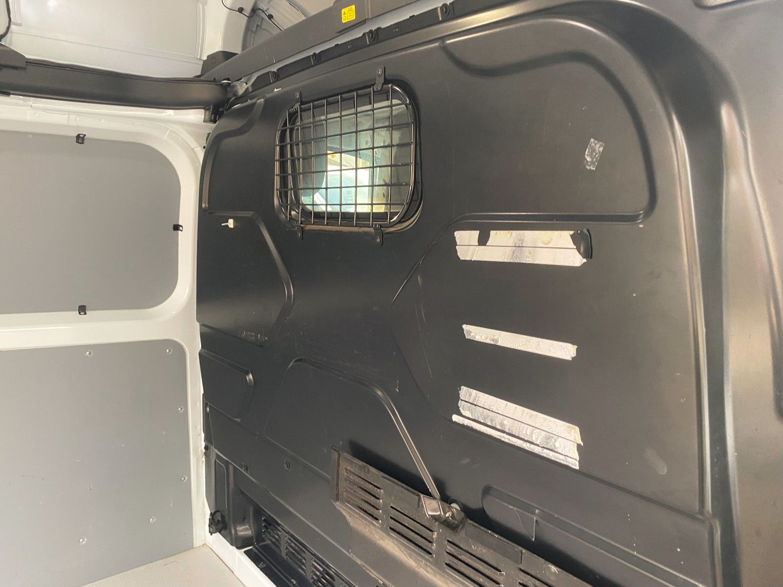 Fahrzeugabbildung Ford Transit Custom Kasten 300L2H2 Trend,AHK,GARANTIE