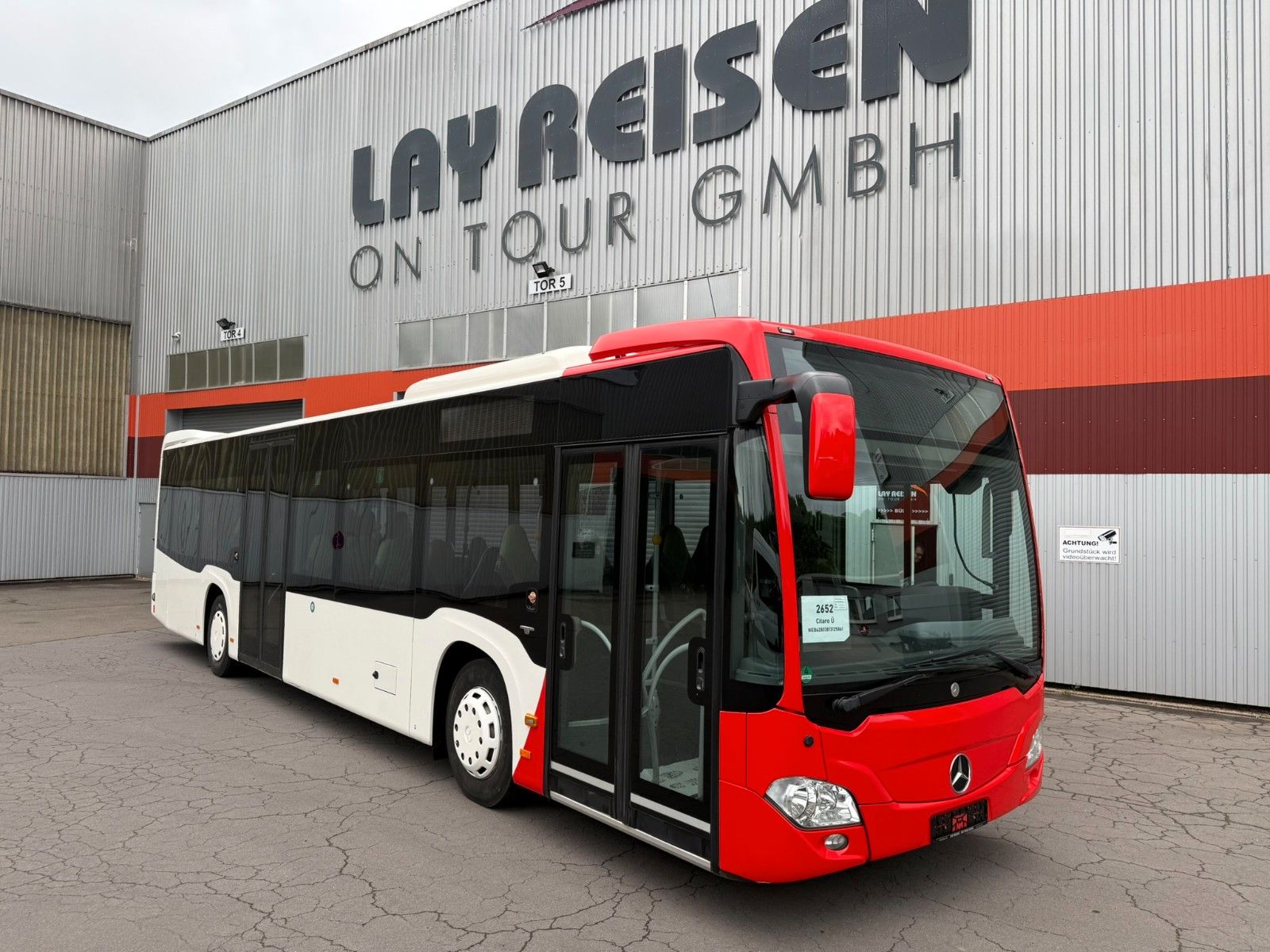 MERCEDES-BENZ  2013 - Image 1 of 23