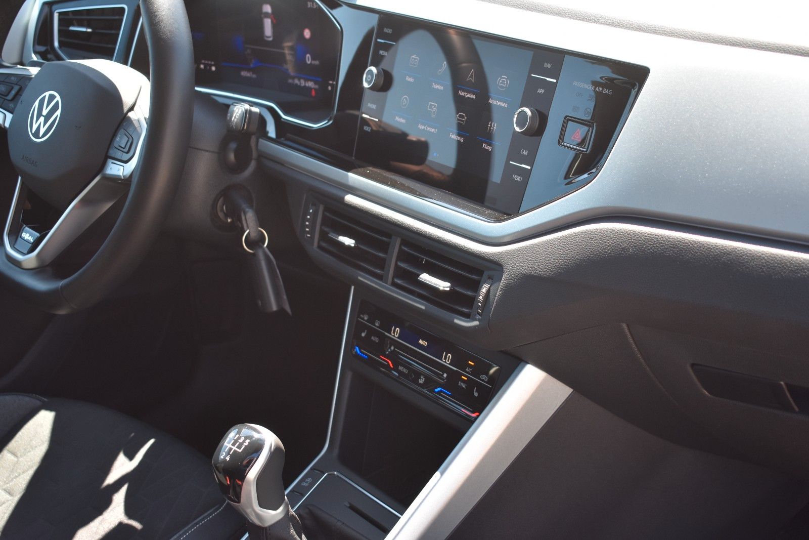 Fahrzeugabbildung Volkswagen Polo VI Goal LED/Tempomat/Carplay/SHZ