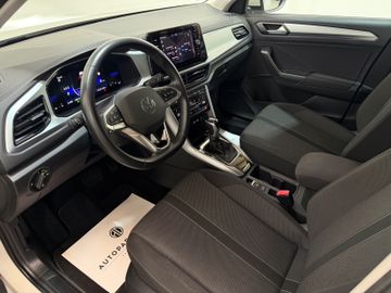 Volkswagen T-Roc - 8