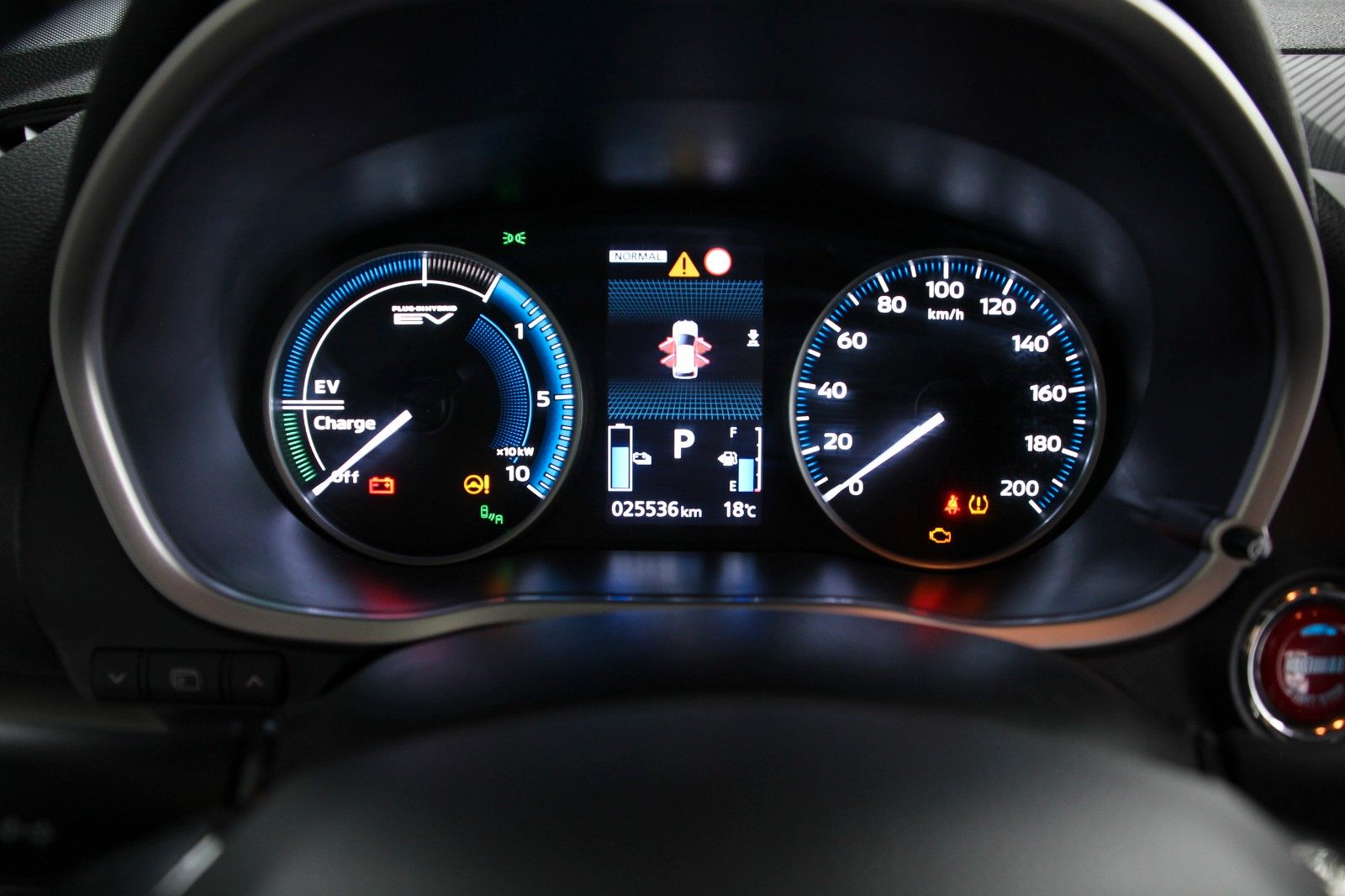 Fahrzeugabbildung Mitsubishi Eclipse Cross PHEV Select