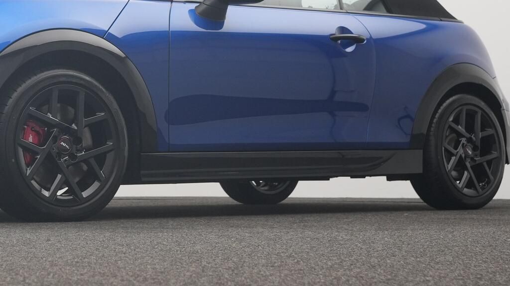 MINI John Cooper Works Cabrio - Bild 22