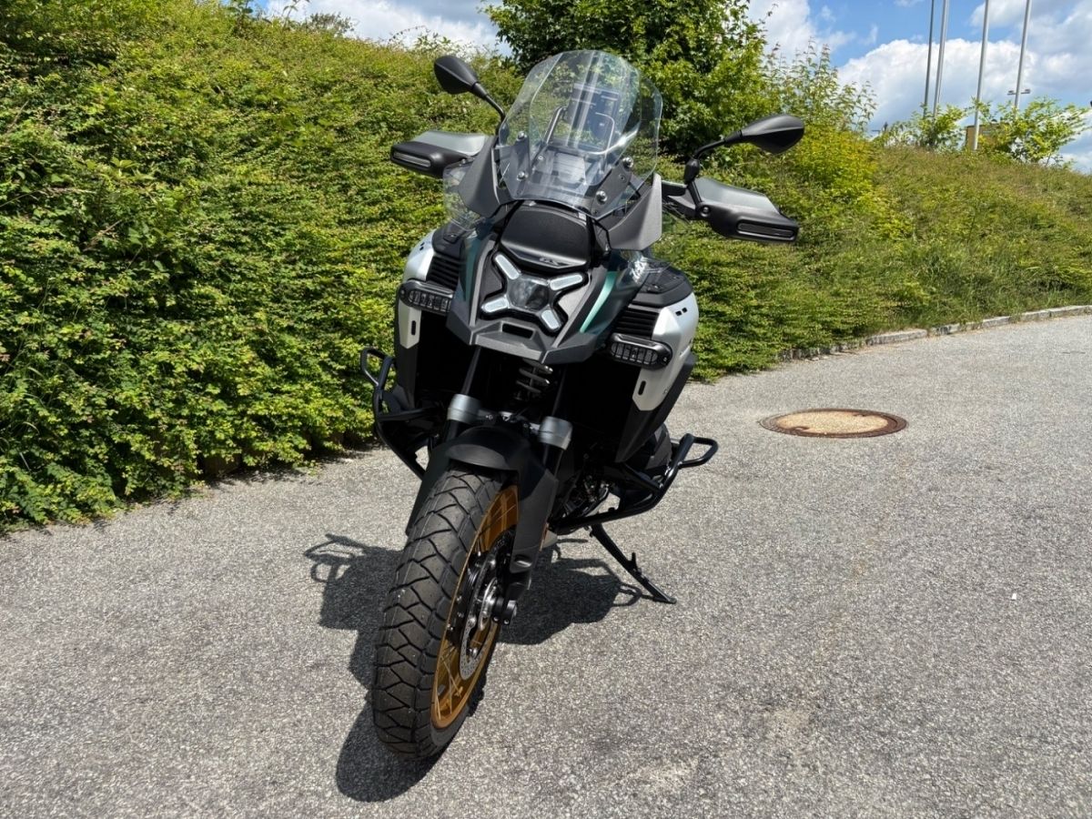 Fahrzeugabbildung BMW R 1300 GS Adventure Option 719 3 Pakete