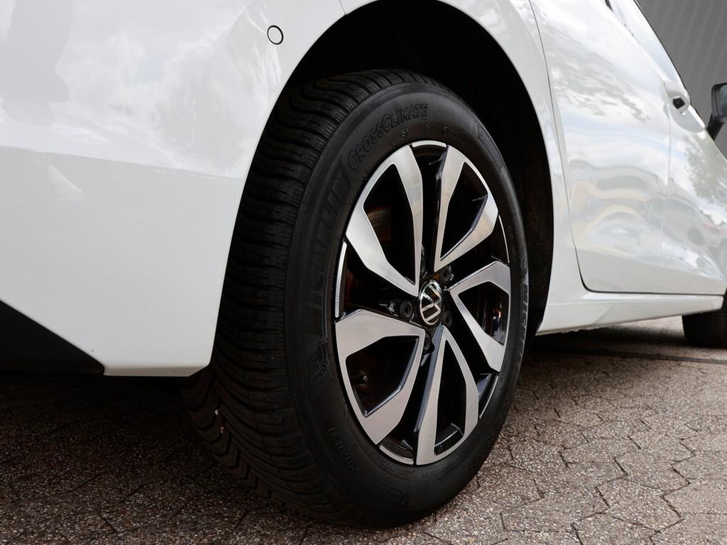 Volkswagen Golf VIII 1.5 TSI Standheizung, Parkpilot, LED, миниатюра 5