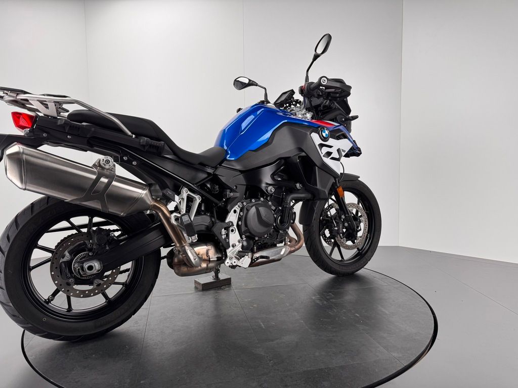 Fahrzeugabbildung BMW F 800 GS *NEUWERTIG *TIEFERGELEGT *VOLL
