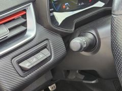 Fahrzeugabbildung Clio V R.S. Line 1.6 E-TECH Hybrid 140 EU6d