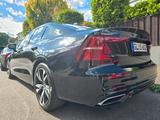 Volvo S60 T5 Geartronic R Design R Design - Volvo S60 R mit Benzin-Antrieb