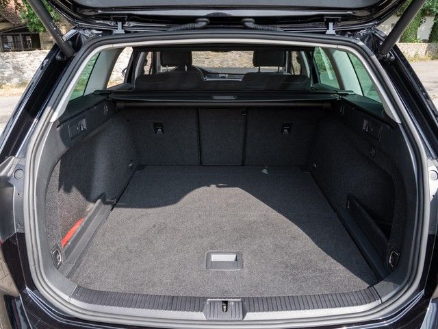 Passat Variant Business TDI DSG Kamera ergoSitz