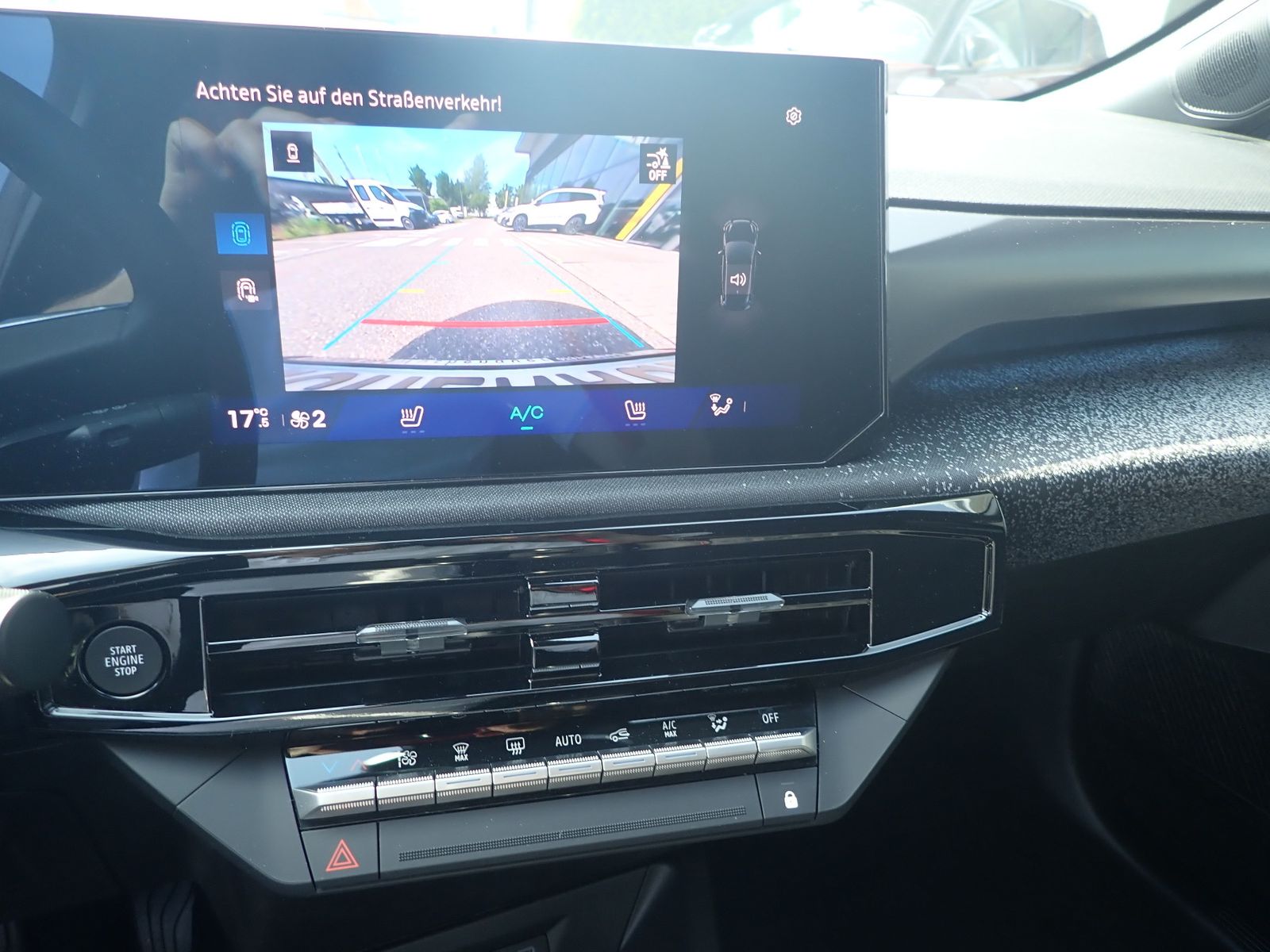 Fahrzeugabbildung Renault Clio Techno TCe 115