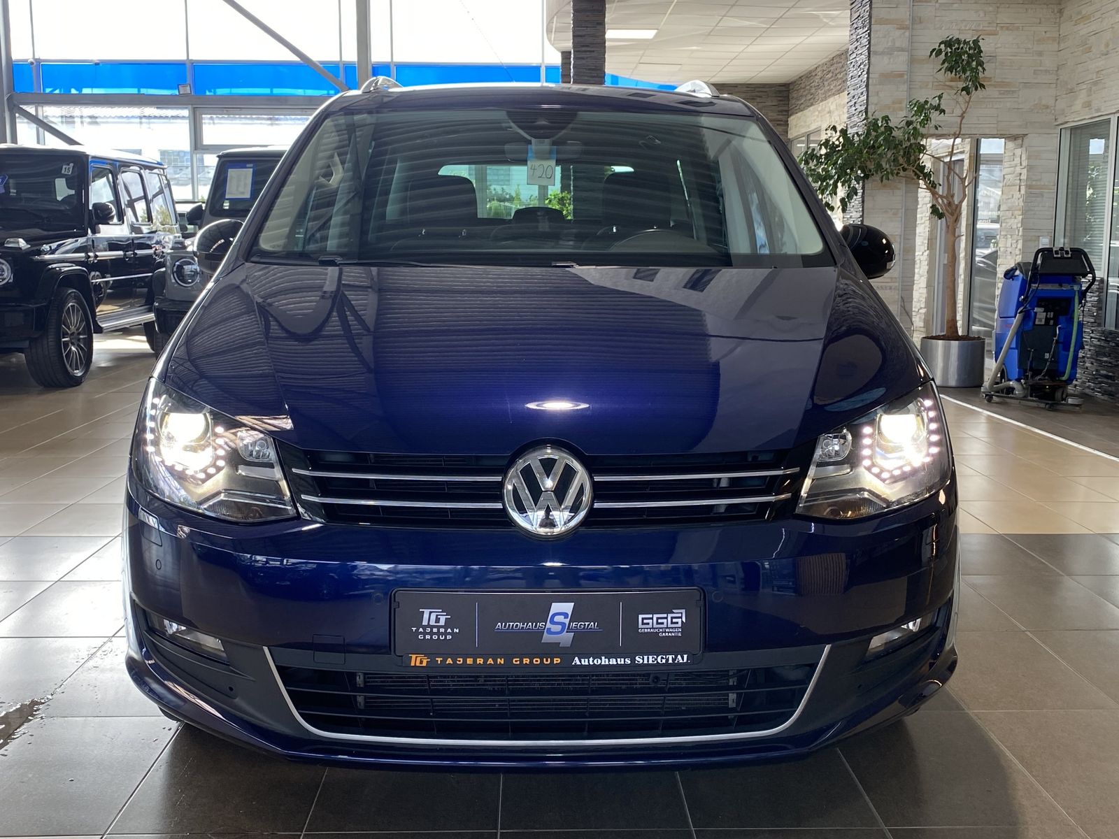 Volkswagen Sharan IQ.DRIVE 7-Sitzer R.Cam Navi AHK ACC SHZ  imagem 2