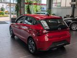 Hyundai i20 1.0 T-GDI Select 1.Hand Klima PDC - gebrauchte Hyundai i20 aus dem Jahr 2023