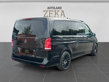 Mercedes V 220 - 10