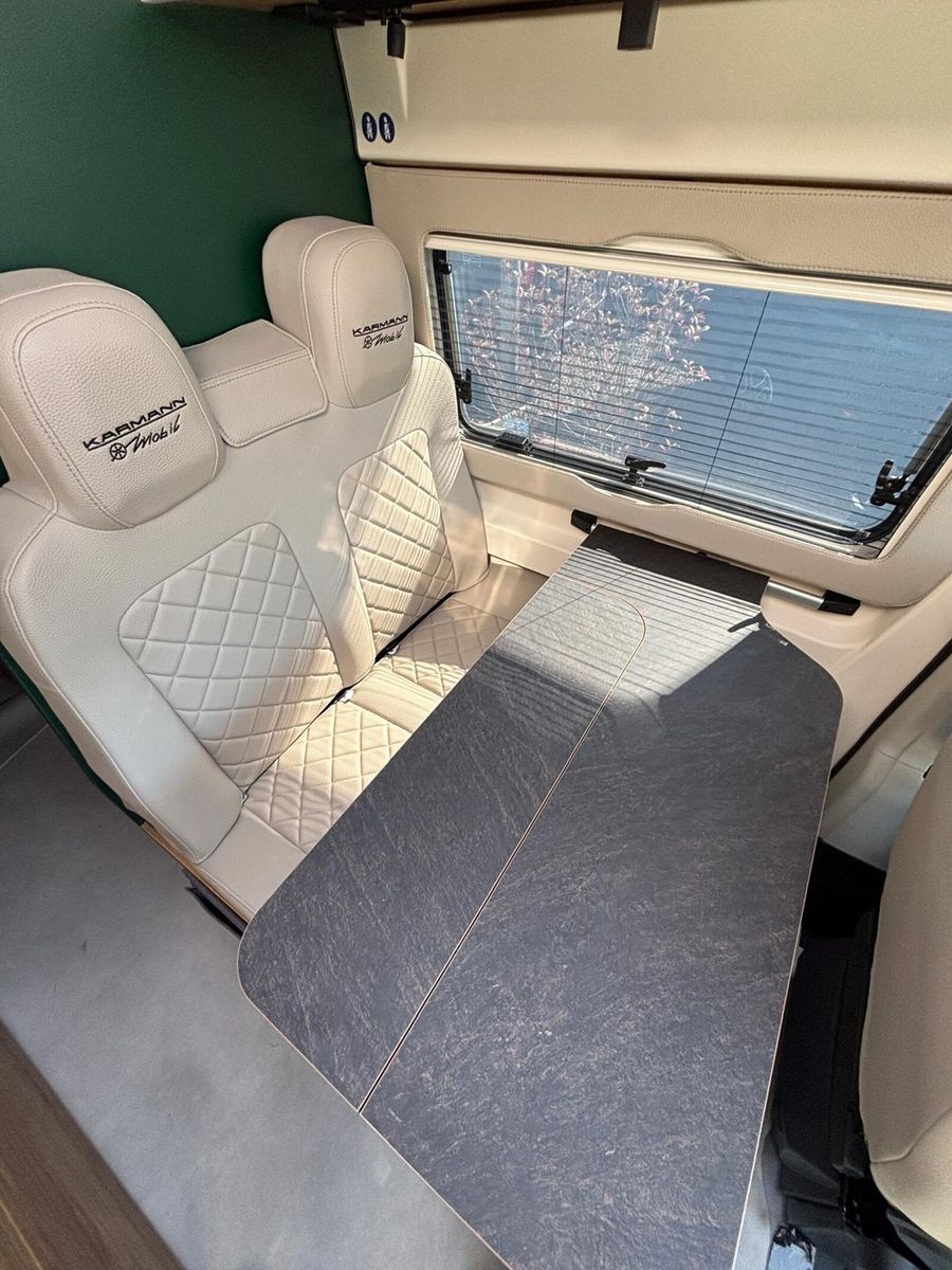 Fahrzeugabbildung Karmann Dexter DE 580 140 PS und Concept Paket
